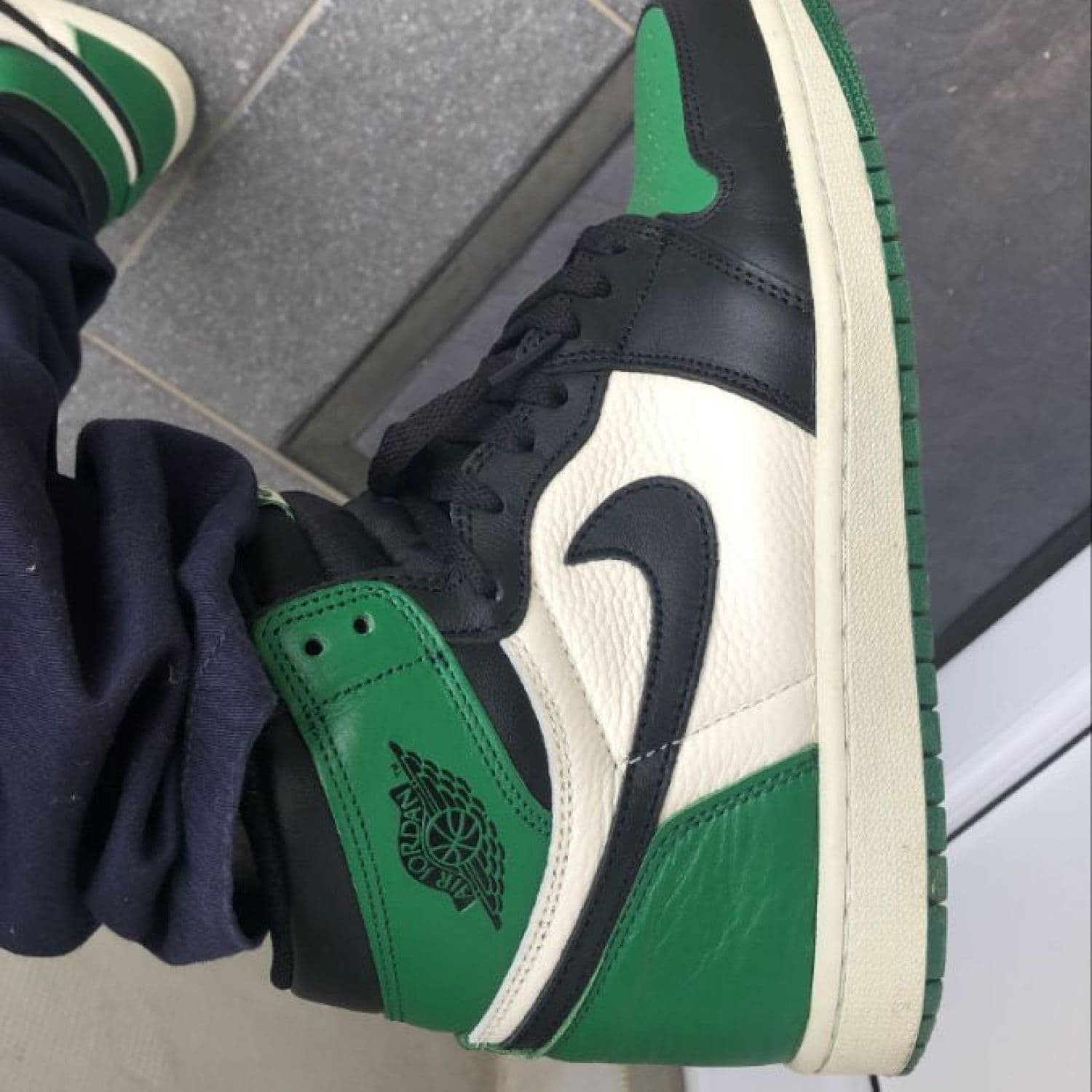 Jordan 1 Pine green 1.0