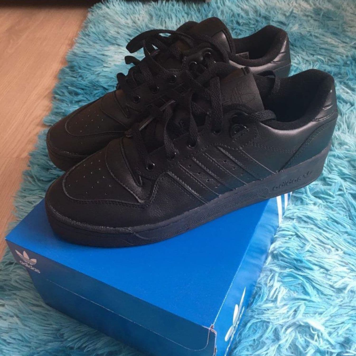 adidas Rivalry Low