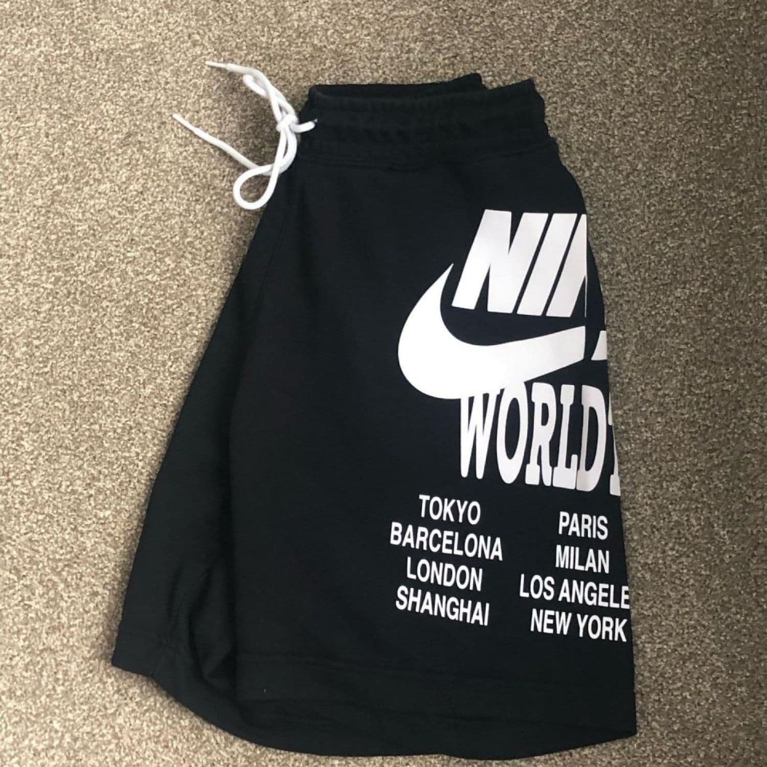 Nike Wordwide shorts