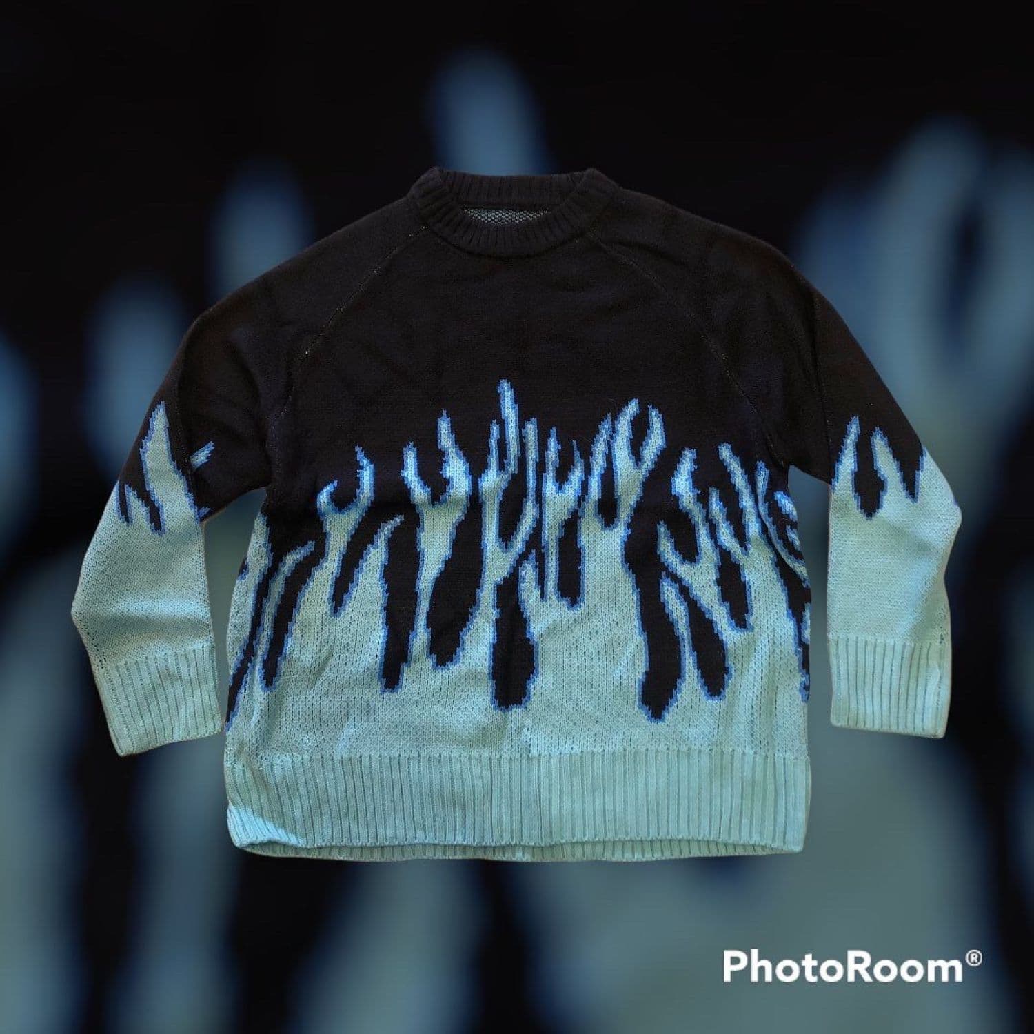 BLUE FLAME UNI SWEATER