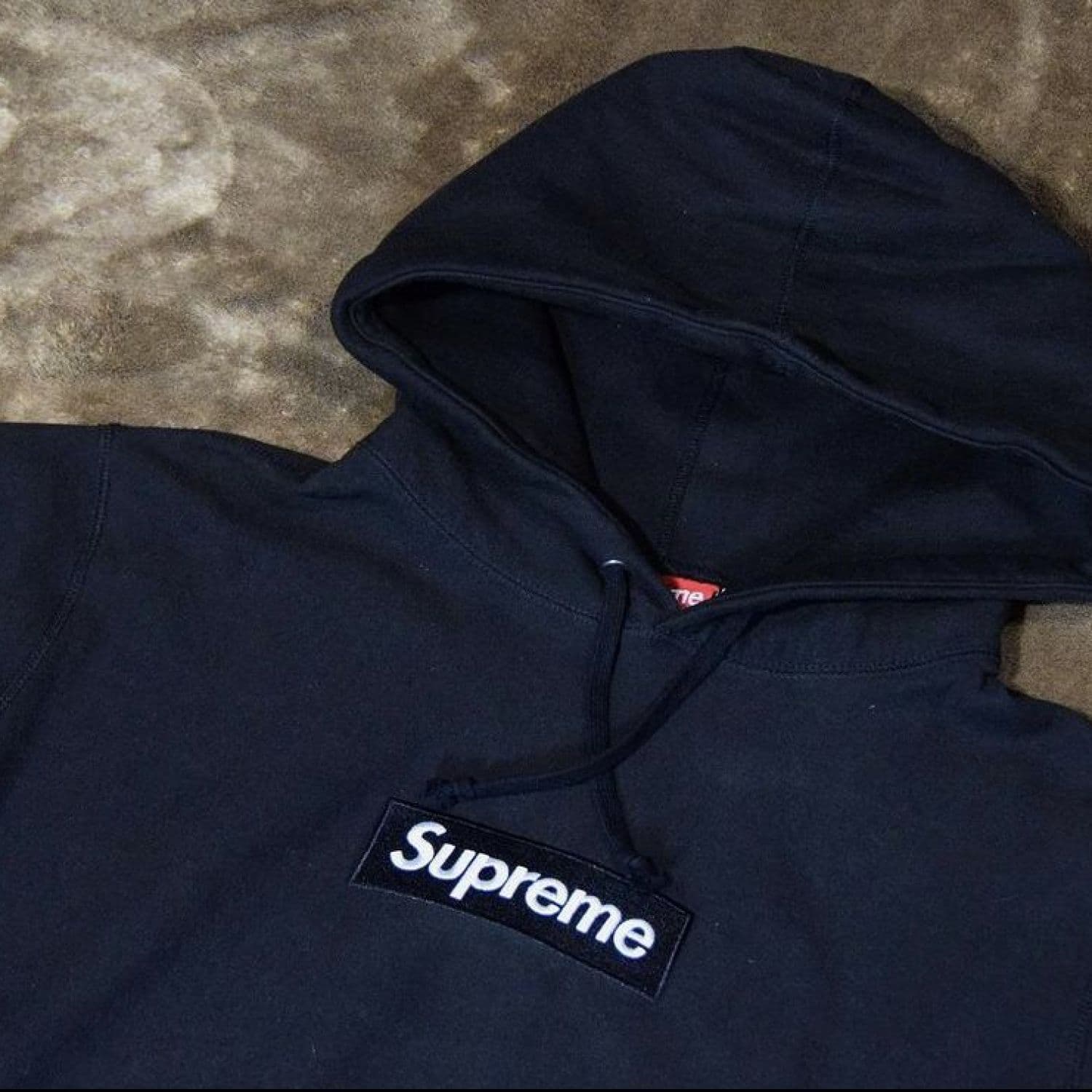 Supreme “Box Logo Hoodie” FW 16 Black