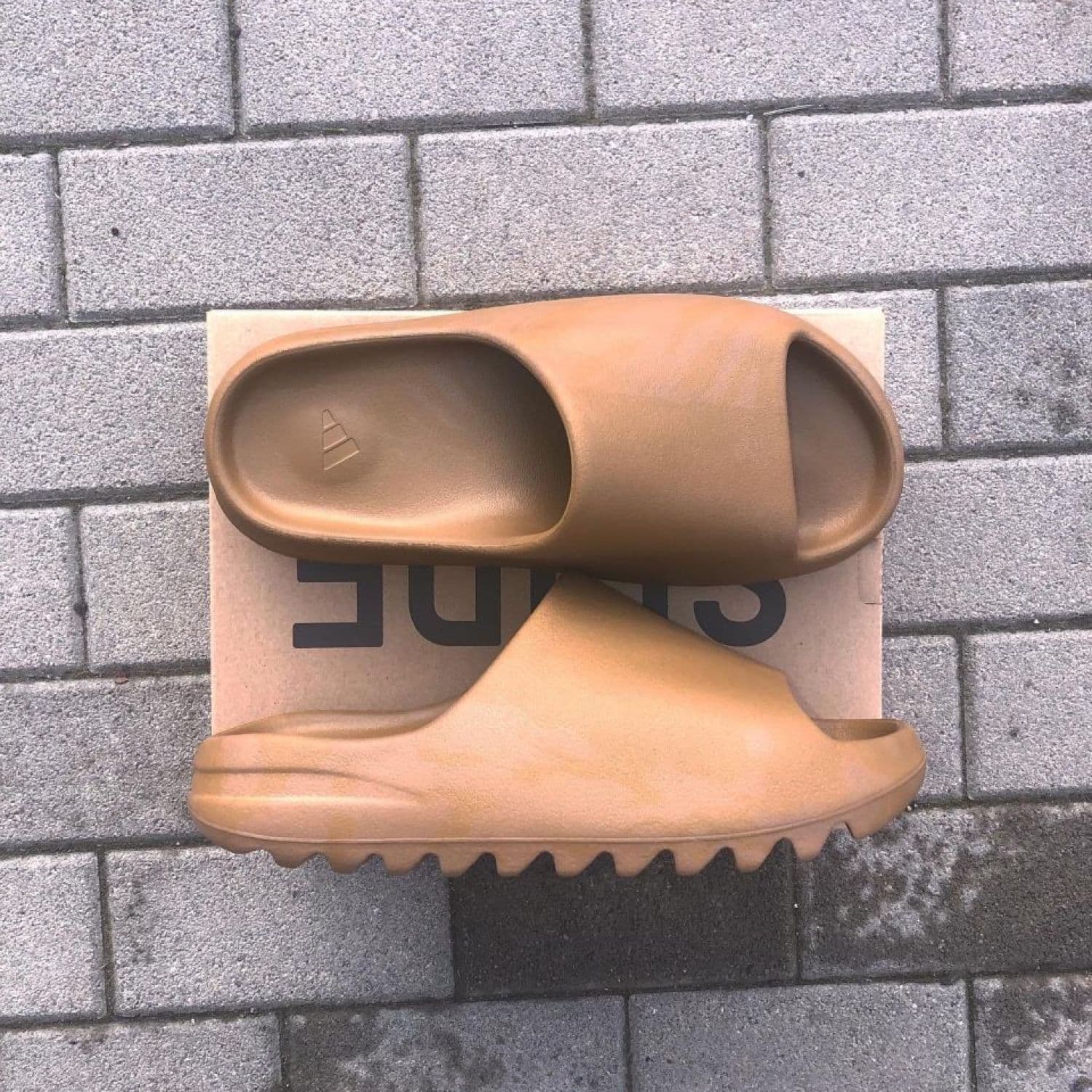 Yeezy Slide Ochre