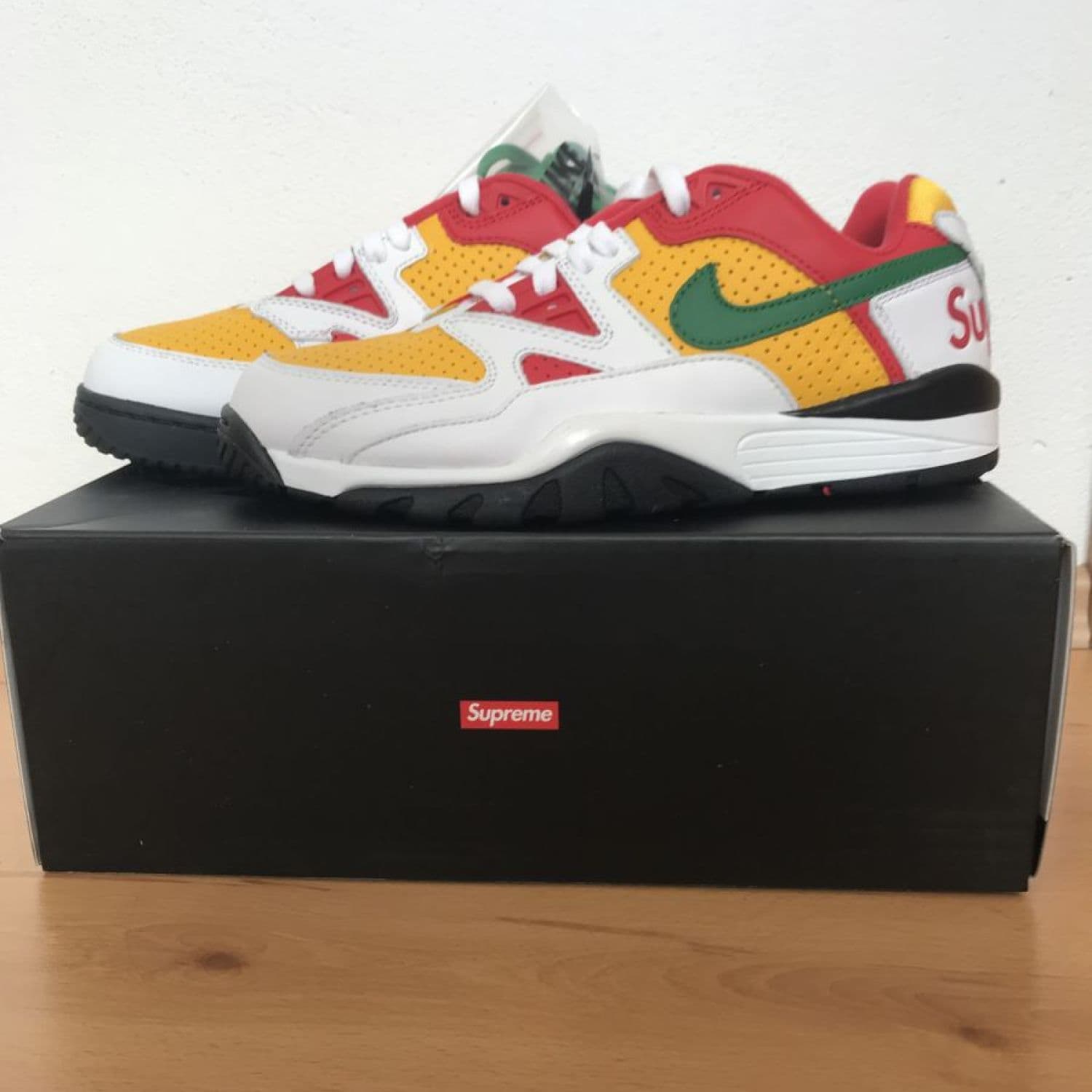 Nike x Supreme Cross Trainers Low