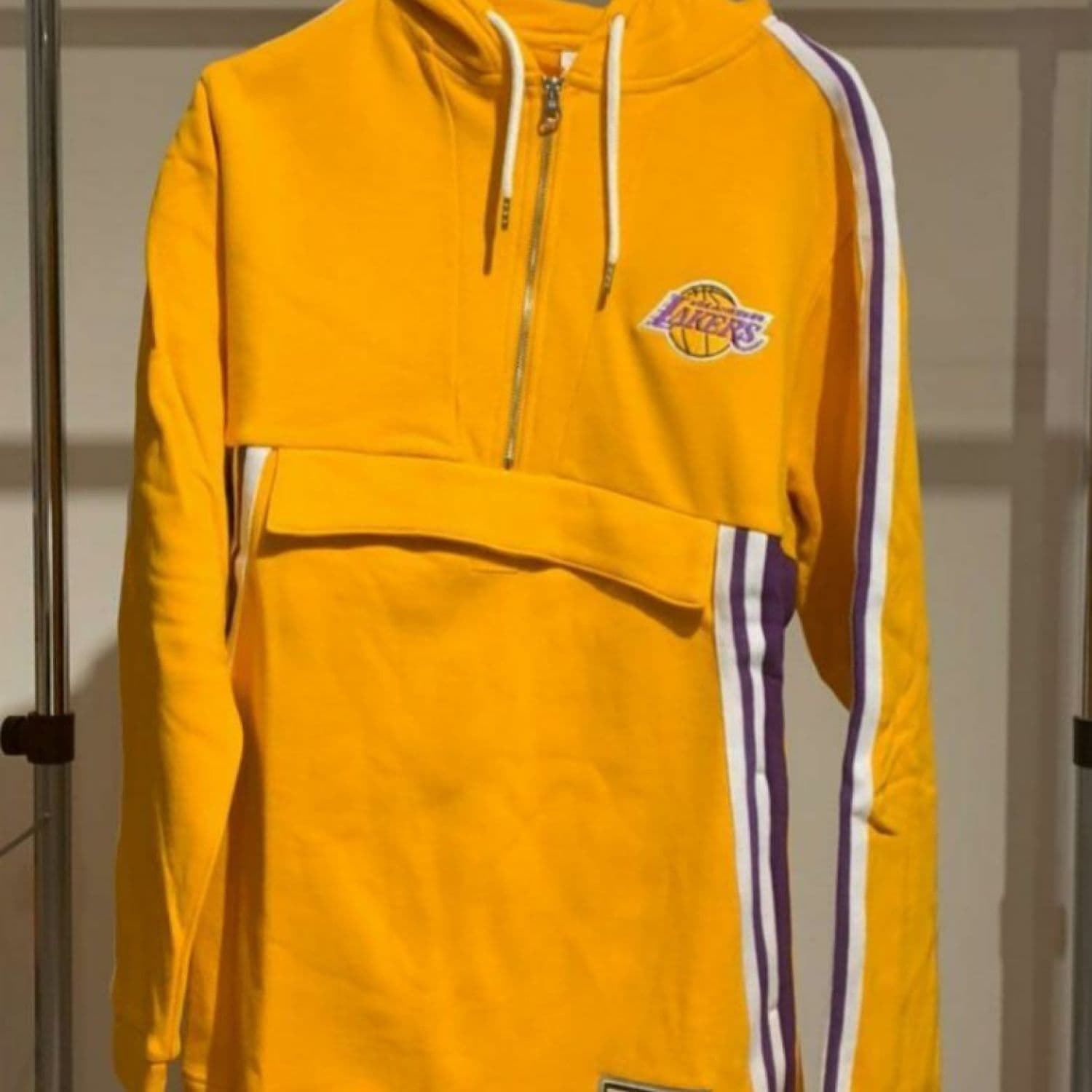 Lakers anorak