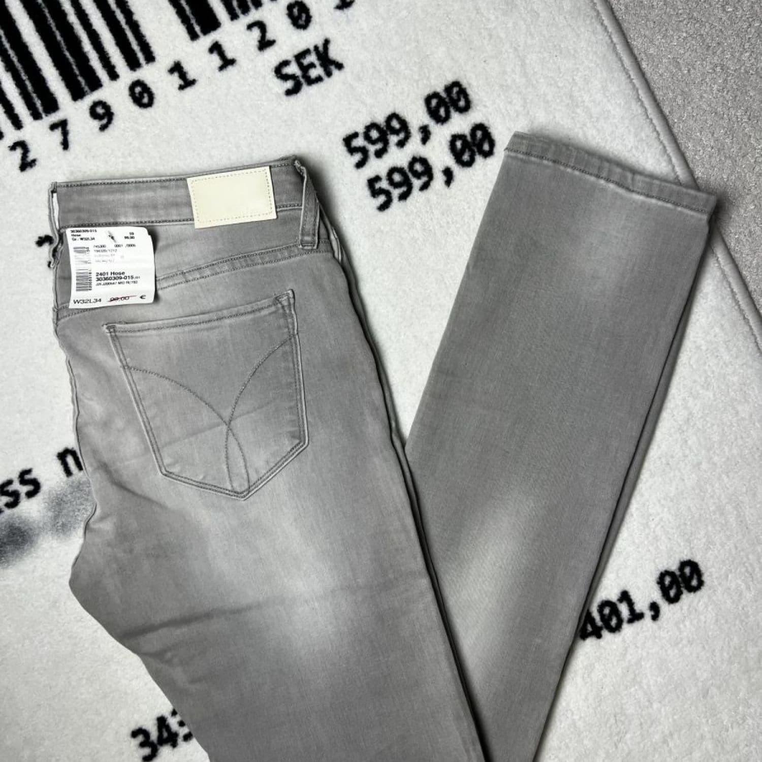 Calvin Klein Jeans
