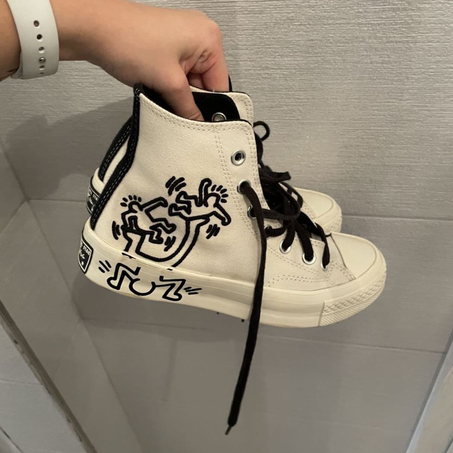 Converse x keith haring