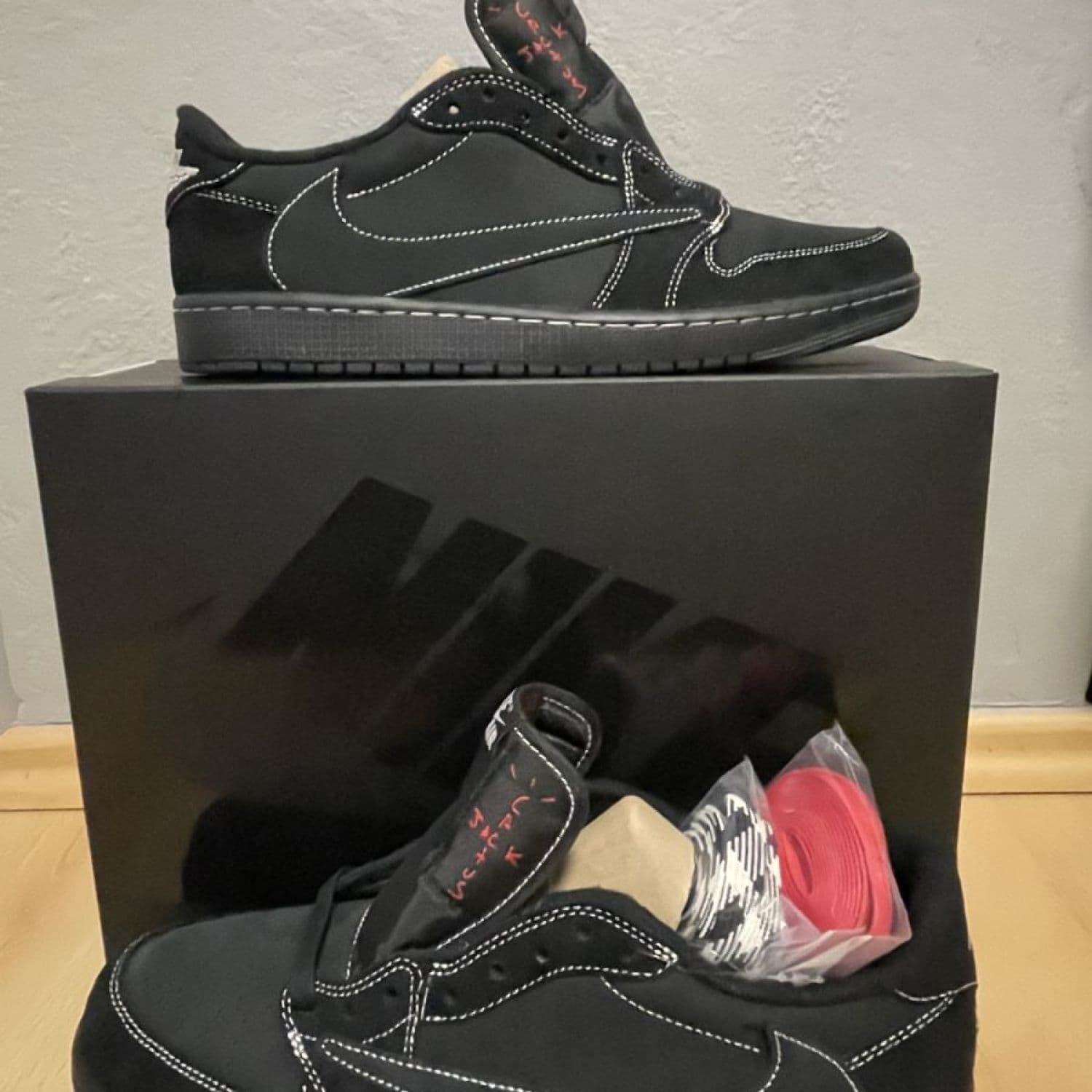 Travis Scott x Nike Air Jordan 1