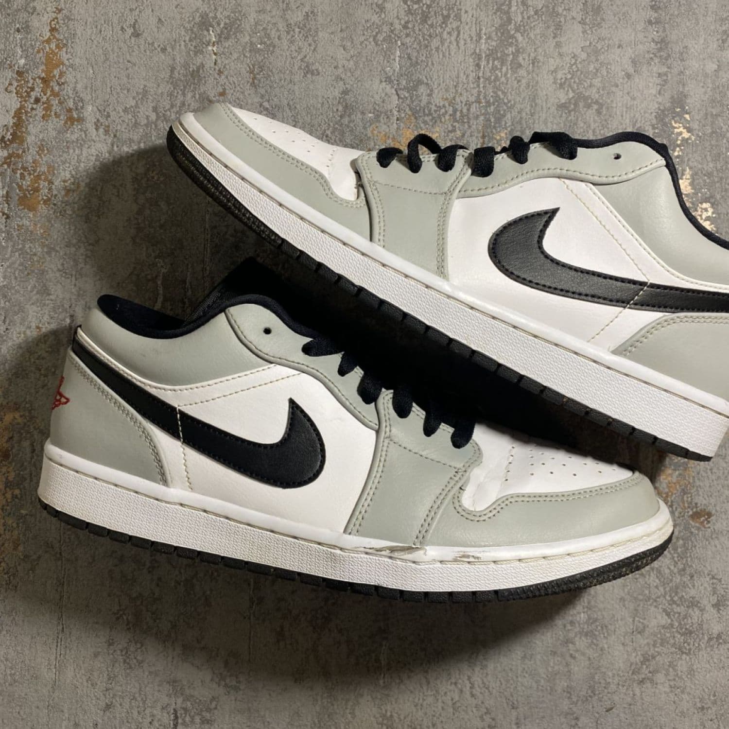 Jordan 1 Low Smoke Grey