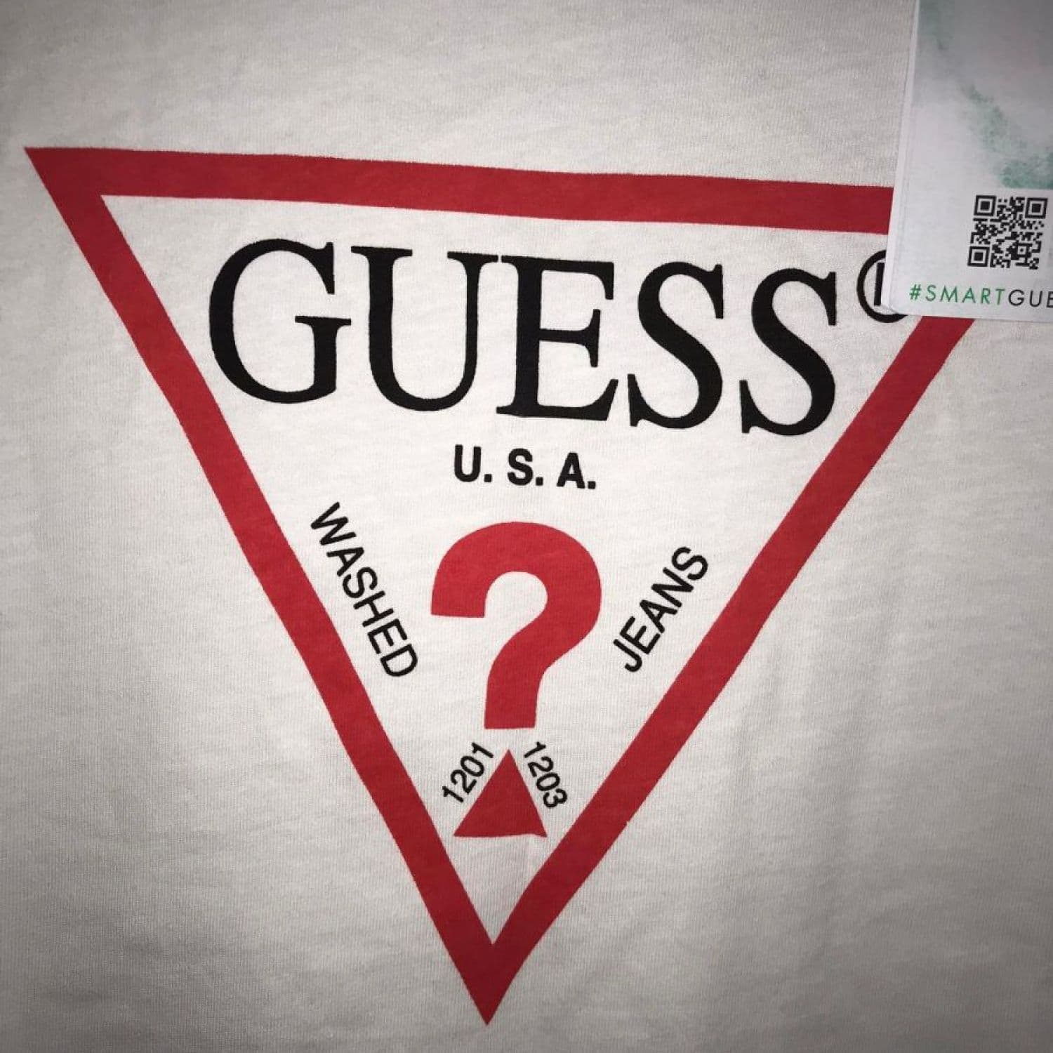 GUESS WOMAN T-SHIRT