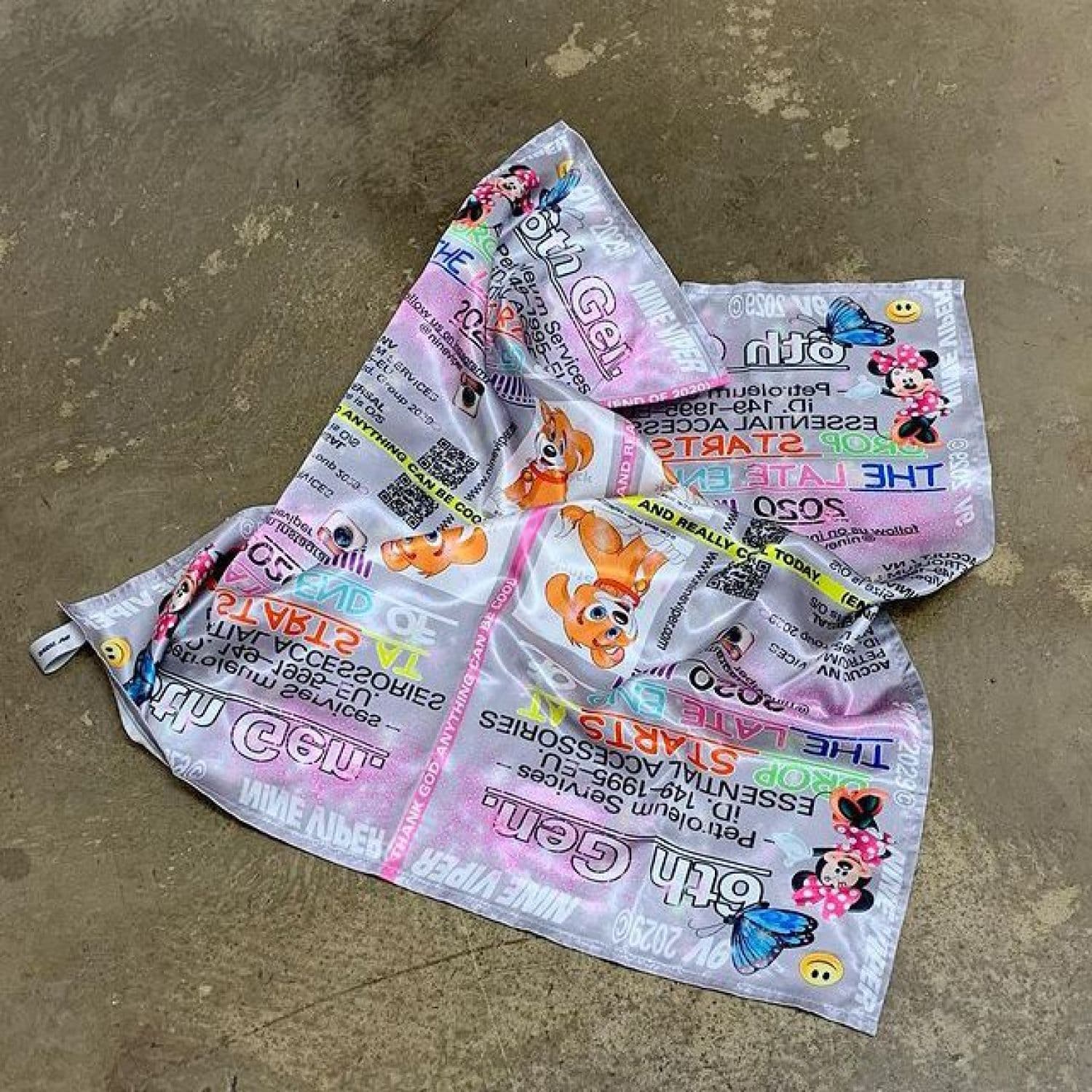 Nine Viper printed scarf