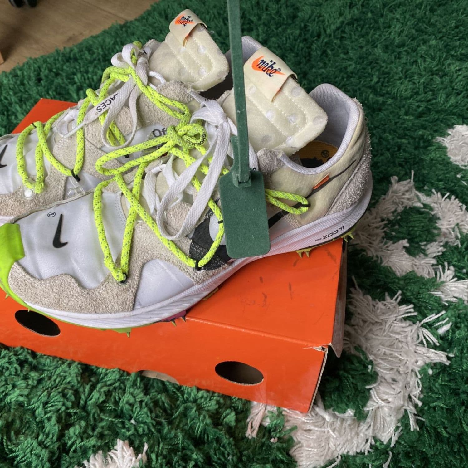 Nike x Off white Zoom Terra Kiger