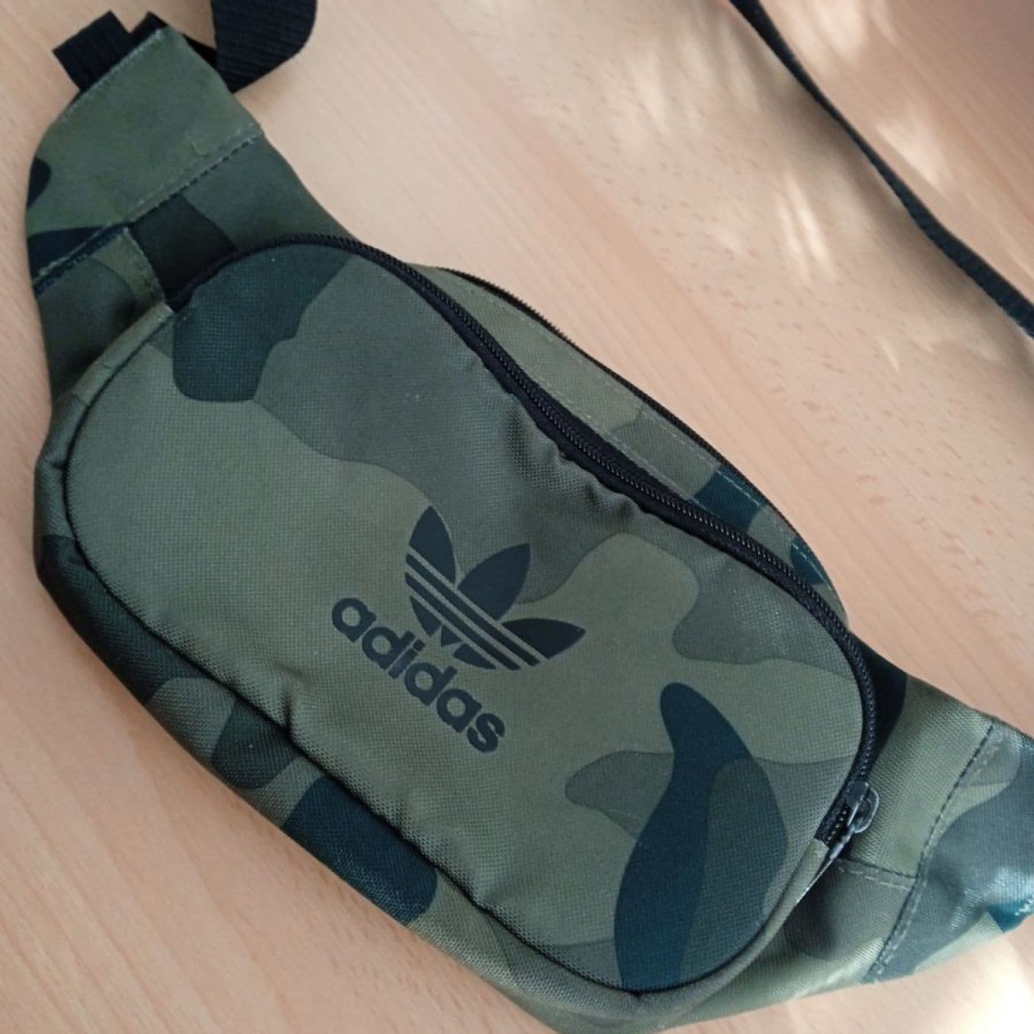 Ľadvinka Adidas