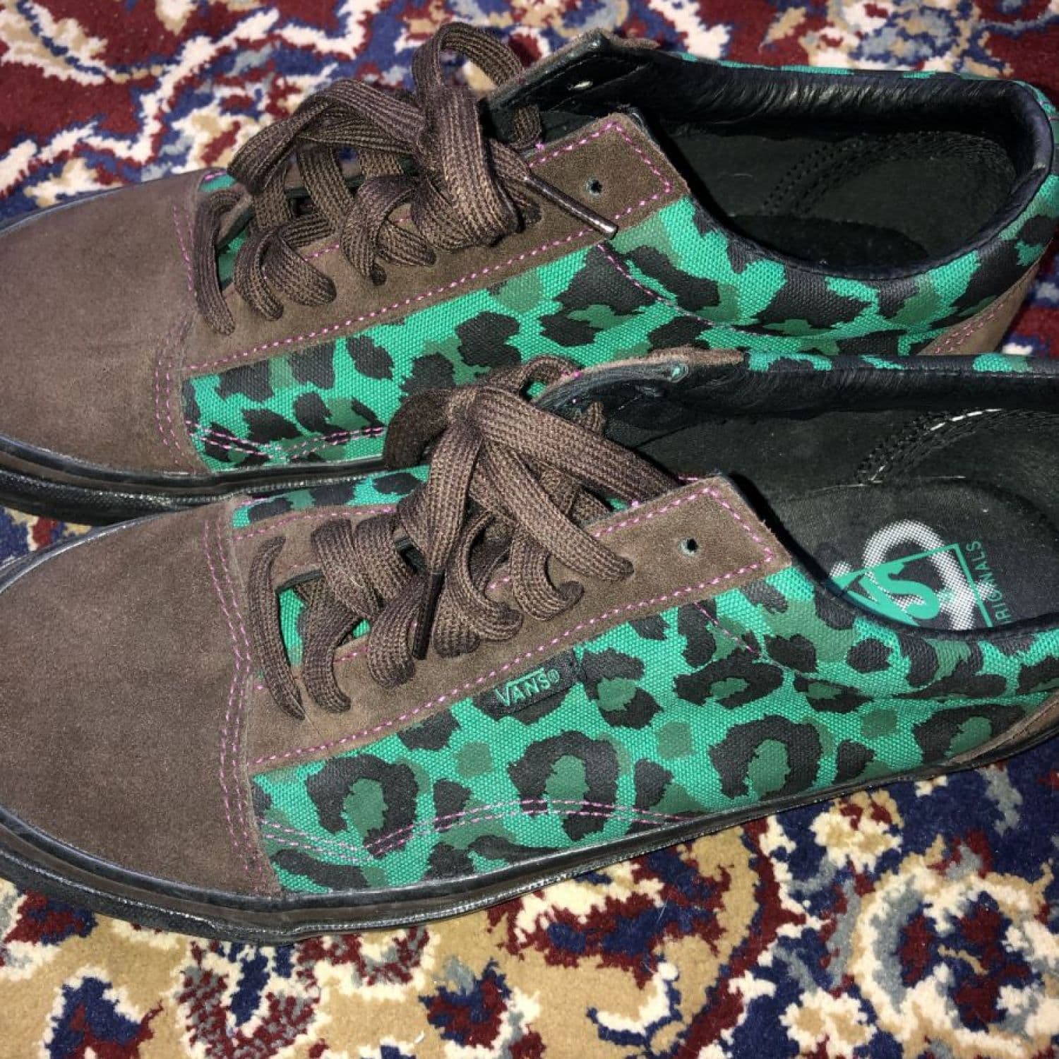 Vans Old Skool Leopard Sneakers