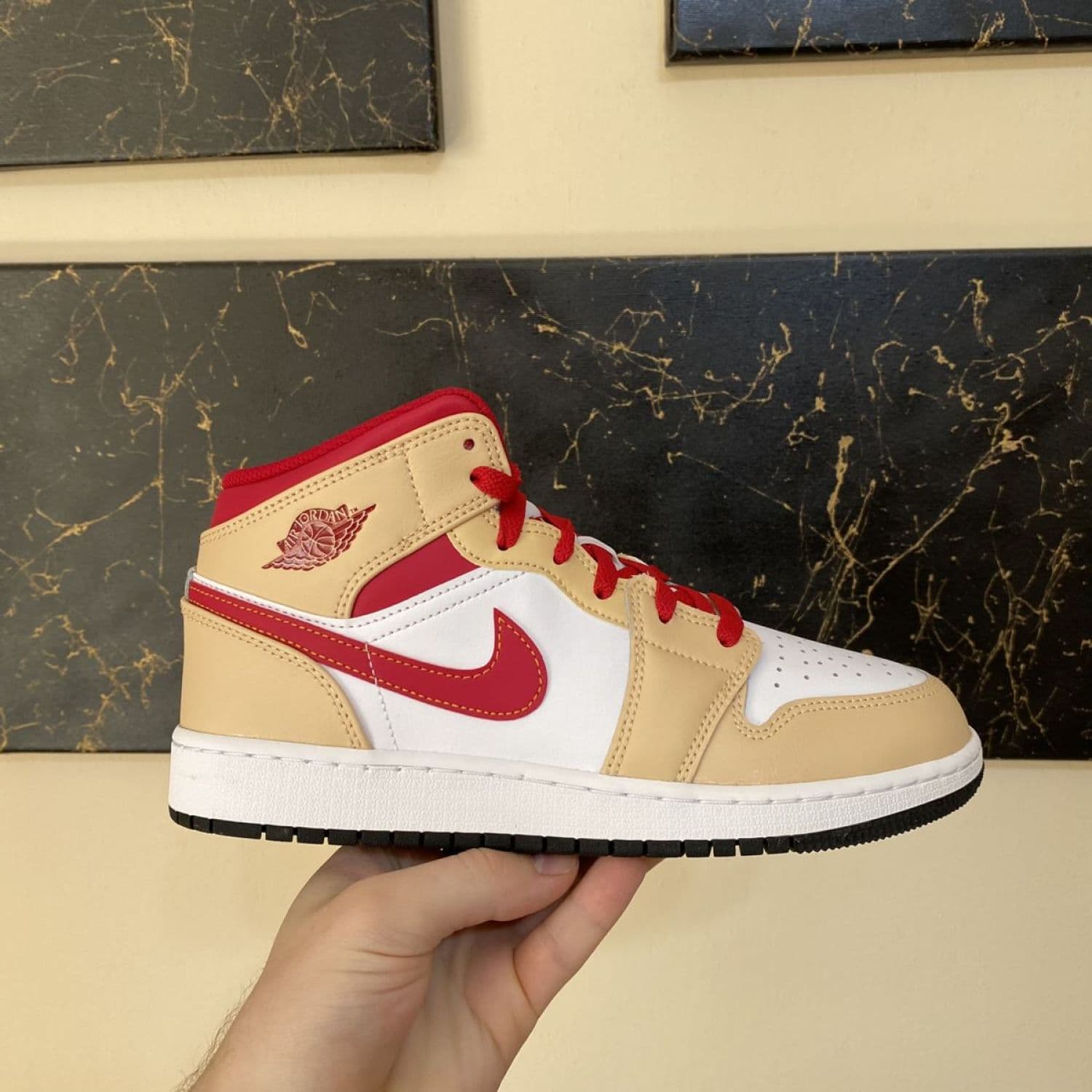 Jordan 1 Mid Beige Red