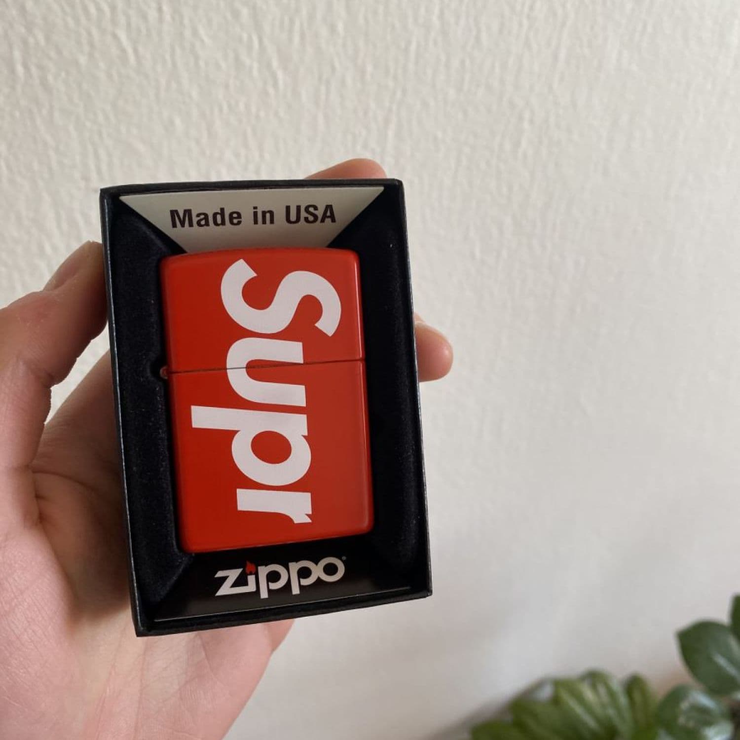 Supreme red ZIPPO